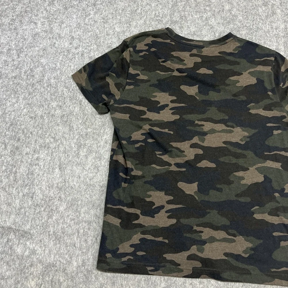 Banana Republic Shirt‎ Mens Medium Green Camouflage Crewneck Cotton Blend Tee